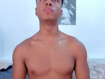 Chaturbate Free Live Porn of magnusking_