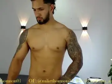 Chaturbate Live Porn of mikethomson01