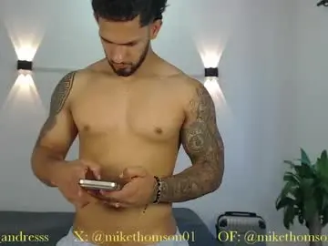 Chaturbate Watch Live Sex Cams of mikethomson01