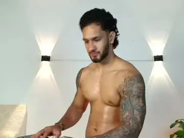 Chaturbate Watch Live Sex Cams of mikethomson01
