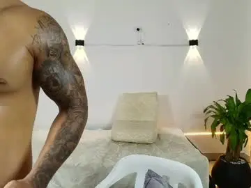 Chaturbate Live Sex of mikethomson01