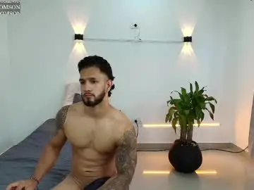 Chaturbate Nude Webcam of mikethomson01