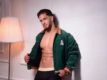 Chaturbate Live Sex Cam of mikethomson01