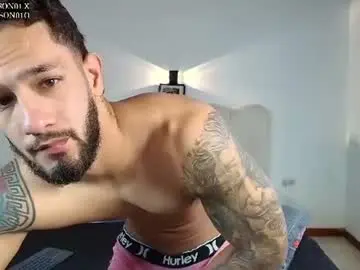 Chaturbate Live Sex of mikethomson01
