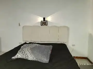 Chaturbate Watch Live Sex Cams of mikethomson01