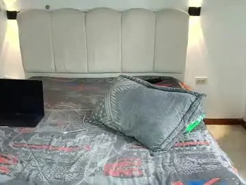 Chaturbate Live Sex of mikethomson01