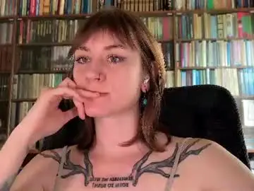 Chaturbate Watch Live Sex Cams of retromarie