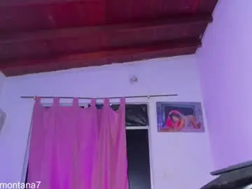 Chaturbate Live Sex Cam of sharickebonyts