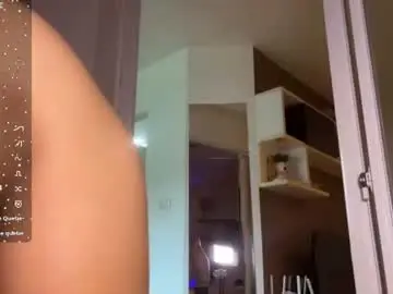 Chaturbate Live Sex Cam of highenough_queen
