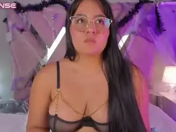 Chaturbate Watch Live Sex Cams of alexaa_bloom_