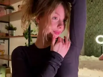 Chaturbate Best live sex cam show of elli_harmon