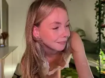 Chaturbate Nude Webcam of elli_harmon