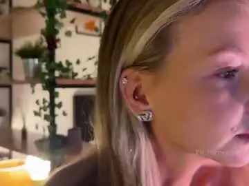 Chaturbate Best Webcam of elli_harmon