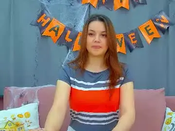 Chaturbate Nude Webcam of miacyres