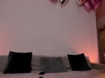 Chaturbate Watch Live Sex Cams of miya_shake