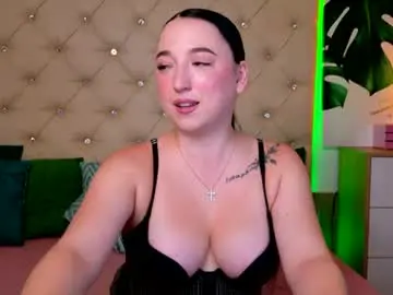Chaturbate Live Sex Cam of ava_maax