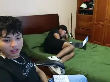 Chaturbate Live Porn of bratbuddies