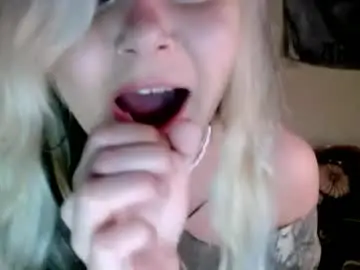 Chaturbate Sex Cam of kipsy420