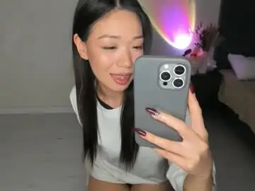 Chaturbate Best live sex cam show of sophia_squirtits