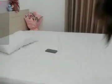 Chaturbate Free Porn Cam of sophia_squirtits