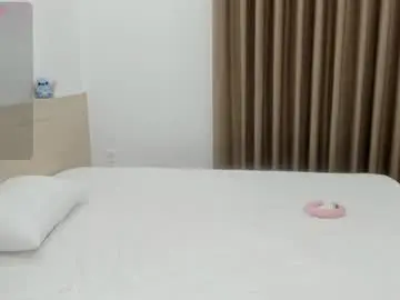 Chaturbate Watch Live Sex Cams of sophia_squirtits