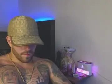 Chaturbate Free Porn Cam of ades_lowe