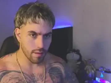 Chaturbate Sex Chat of ades_lowe