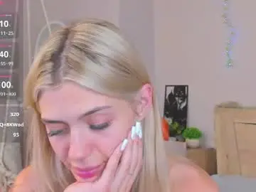 Chaturbate Sex Chat of cherry_pr1ce