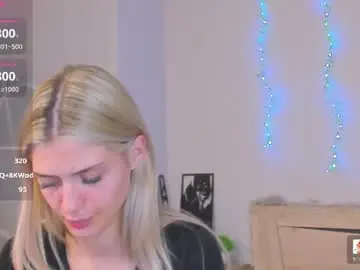 Chaturbate Best live sex cam show of cherry_pr1ce