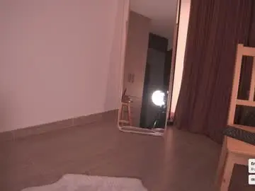 Chaturbate Watch Live Sex Cams of she_lau_ghs