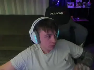 Chaturbate Free Porn Cam of aron_neall