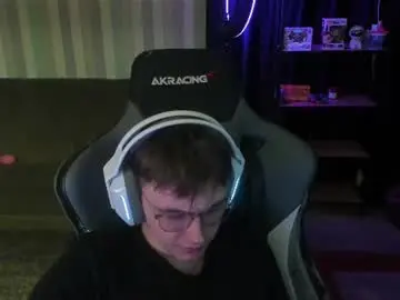 Chaturbate Live Sex of aron_neall