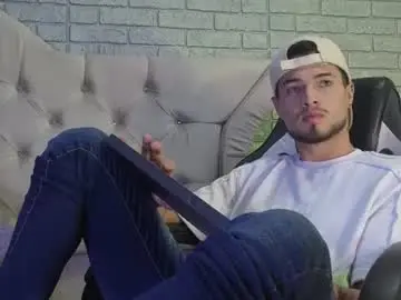 Chaturbate Adult Webcam of edwardross_