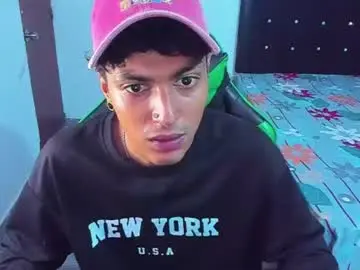 Chaturbate Best live sex cam show of zafirocum