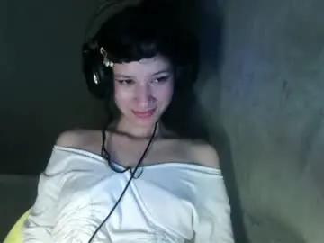 Chaturbate Live Porn of kitten_punches01