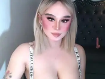 Chaturbate Adult Webcams of superh0tangelxx