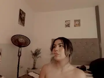 Chaturbate Sex Cam of tamarathompsonn