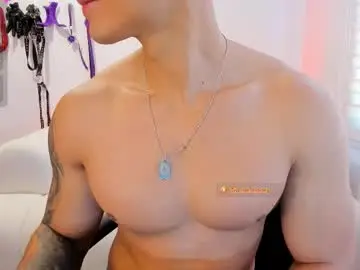 Chaturbate Best live sex cam show of irvinepassion