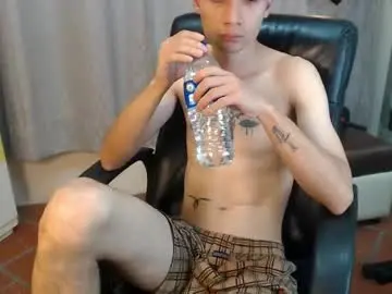 Chaturbate Watch Live Sex Cams of lucasssmith11