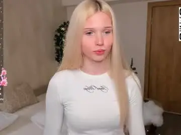 Chaturbate Nude Webcam of mikaelataron