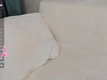 Chaturbate Sex Cam of mikaelataron