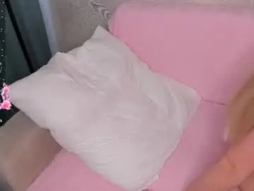 Chaturbate Nude Webcam of mikaelataron