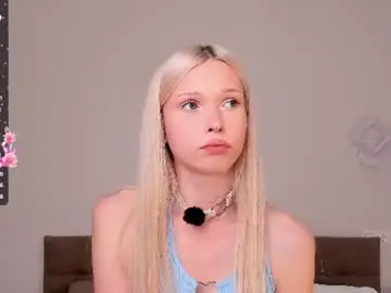 Chaturbate Sex Cam of mikaelataron