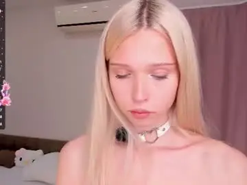 Chaturbate Sex Cam of mikaelataron