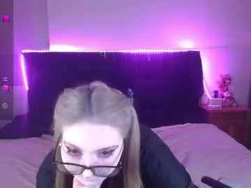 Chaturbate Sex Chat of shysweetrish