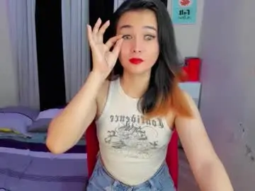 Chaturbate Live Sex Cam of lucyx143