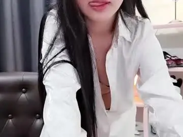 Chaturbate Live Sex Cam of hellokitty_sexy