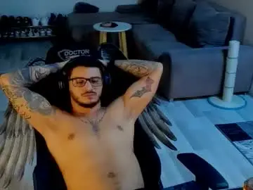 Chaturbate Sex Cam of jonnyporn1