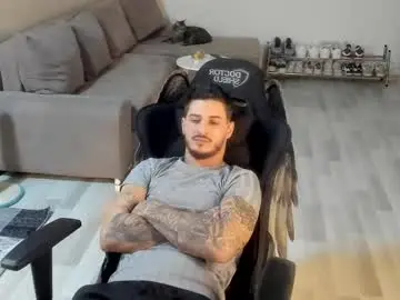 Chaturbate Live Sex of jonnyporn1