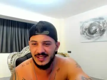 Chaturbate Free Porn Cam of jonnyporn1